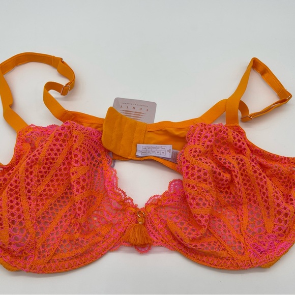 SAVAGE FENTY by Rihanna Stranded In Lace Crochet Balconette Bra 38DD Orange Crm - Picture 4 of 11